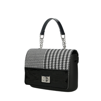 O bag kapsa Nero